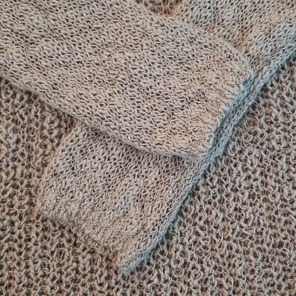 Sweater - Picture 7 of 8